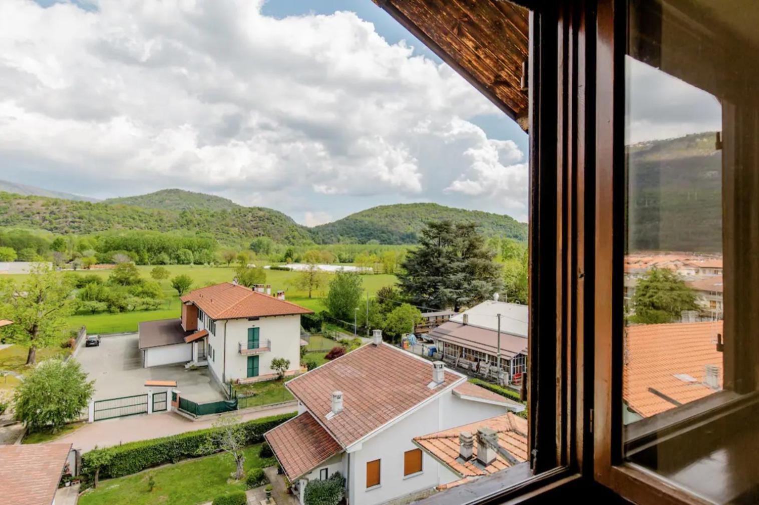 Boho House Bed and Breakfast Borgofranco d'Ivrea Εξωτερικό φωτογραφία